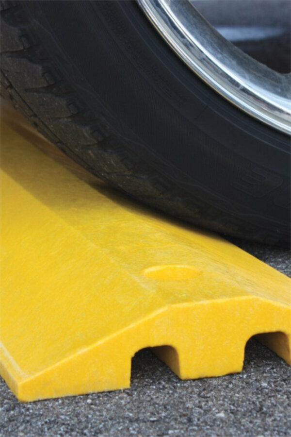 Plastic Speed Bump w/Channels, Standard 2" High x 4' Length, Yellow, Concrete Applications